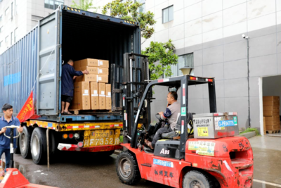 又一突破！首批‘瀘州造’自行車通過跨境電商出口發(fā)運(yùn)，推動貨物進(jìn)出口邁上新臺階